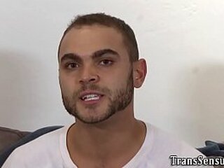 an outdoor solo masturbation with skinny tranny shakira