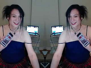 curvy pamela falcao puts on a show