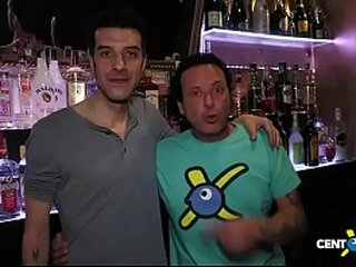 cabines swing com coroas e travecos