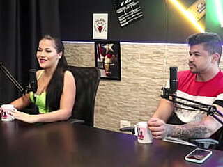 tranny babe fucks a sexy whore s pussy hardcore