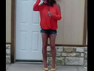 ingrid lemos italian shemale plays with cock