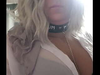 pretty  tranny sucking for cum