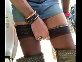 staci onit winter pump pee