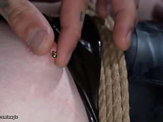 redhead shemale in rope suspension