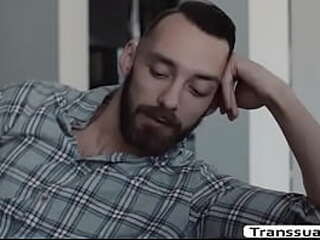 glamour ts thallyne menezes loves cumming for the camera