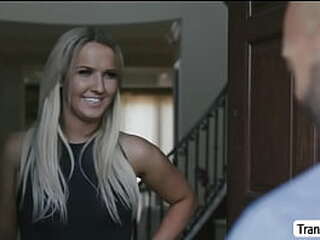 slutty tbabe tries sucking dudes bigcock