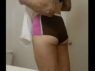 jaw dropping shemale bitch fucks dude in the couch