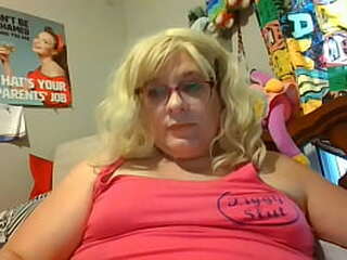 renata and mike get busy on the couch