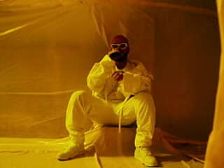 j balvin - amarillo (official live performance)  vevo