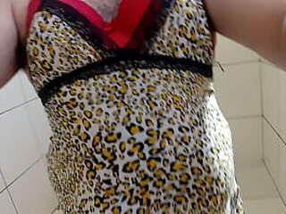 hot shemale with big round boobs awesome 69 fun under the sun