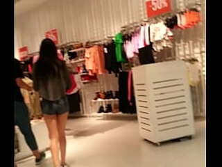 well hung stud wants a shemale cock that will drive him very crazy