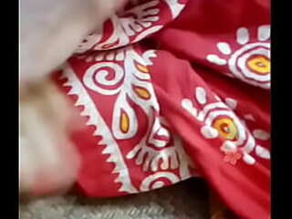 solo, seductive, shemale in raw, hip-moving masturbation