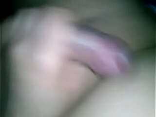 i have bisexual dreams and fantasies, please play with my cock