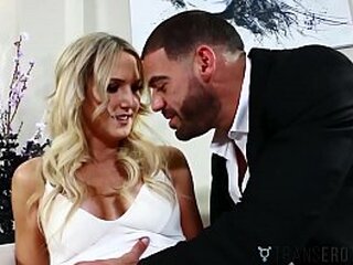 transerotica blonde tbabe kayleigh coxx doggystyle fucked