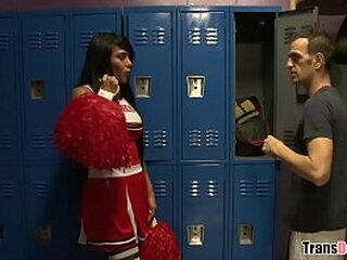 holy fuck! is that a dick? - diamond dixon